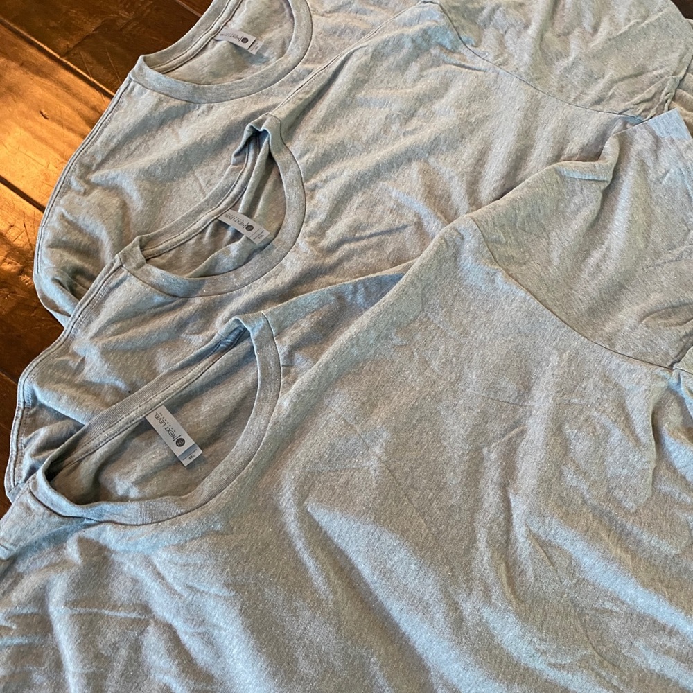 3 Next Level t shirts 4XL brand new